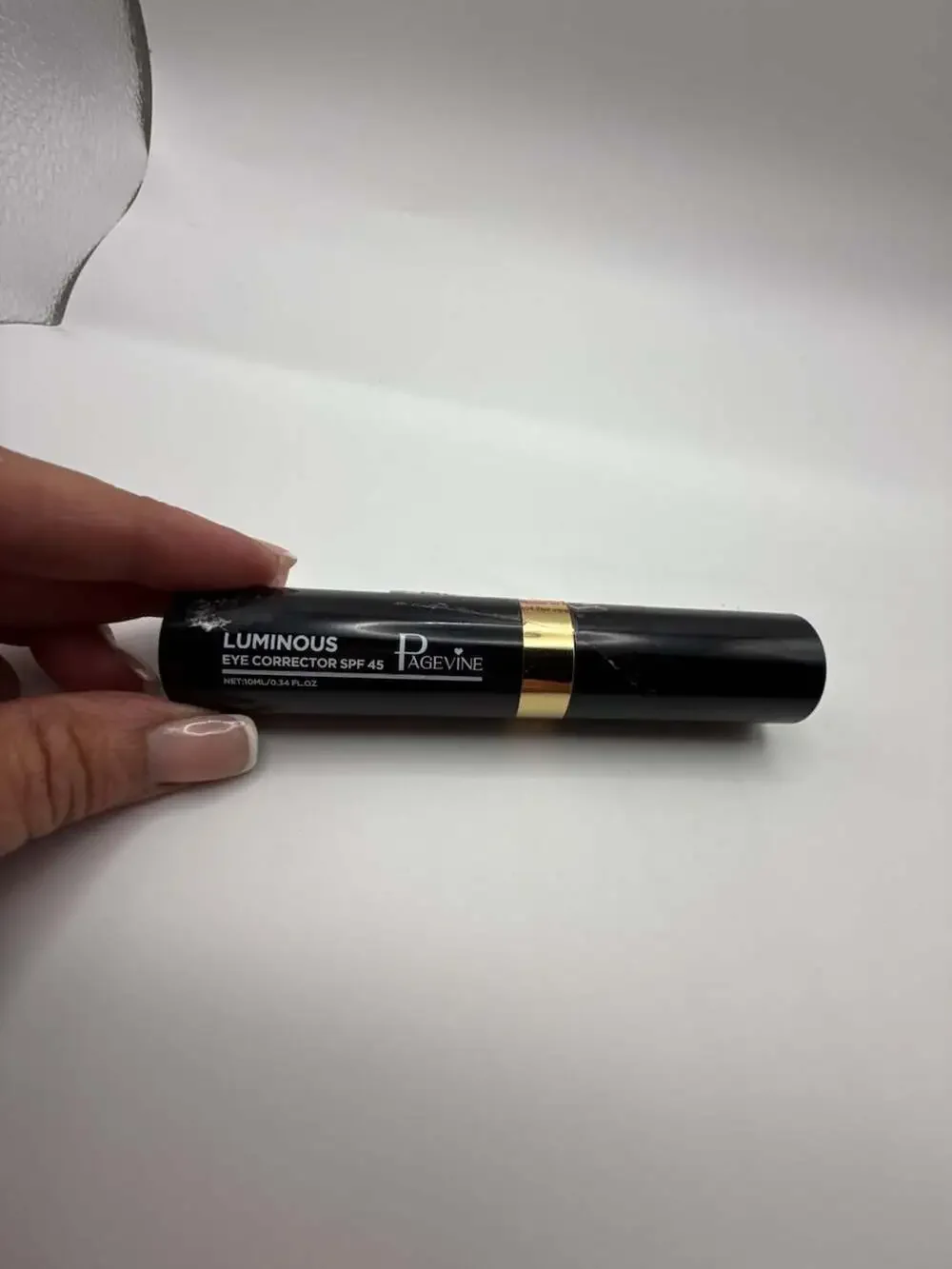 Page Vine Luminous Eye Corrector SPF 45